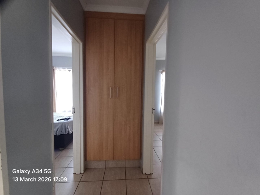 2 Bedroom Property for Sale in Meiringspark North West